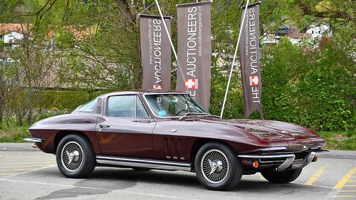 1965 Chevrolet Corvette C2 Stingray