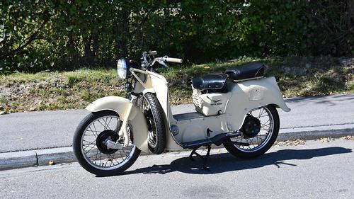 1953 Moto Guzzi Galletto 175