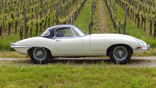 1961 Jaguar E-Type 3.8-Litre Series 1 Flat Floor Roadster