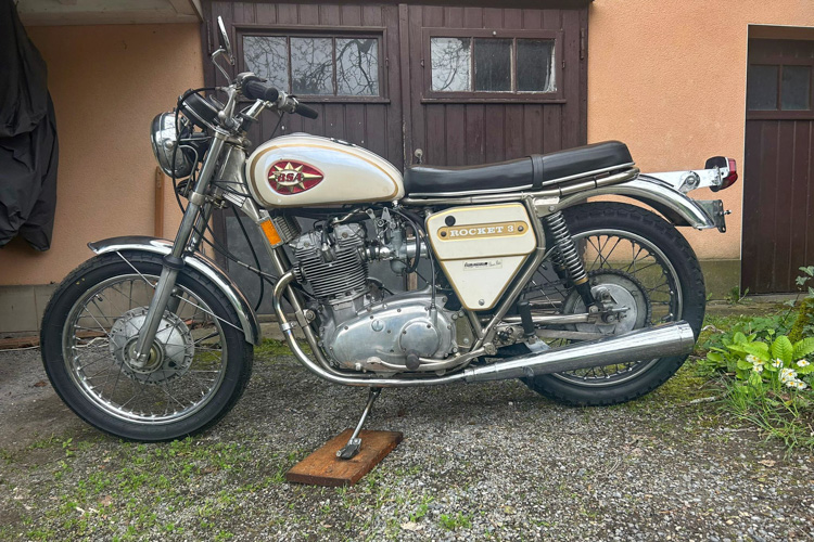 B.S.A.-A75 Rocket 3-1971