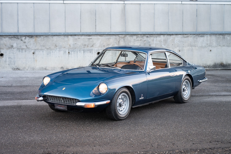 Ferrari-365 GT 2+2 Queen Mary-1969