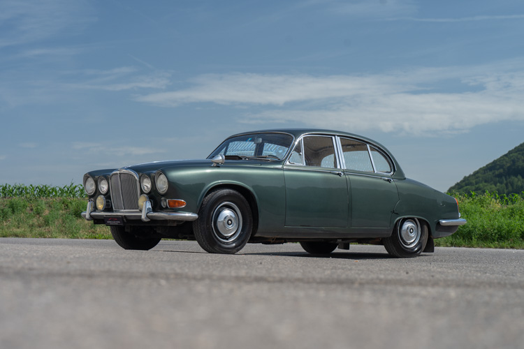 Jaguar-420 Saloon-1967