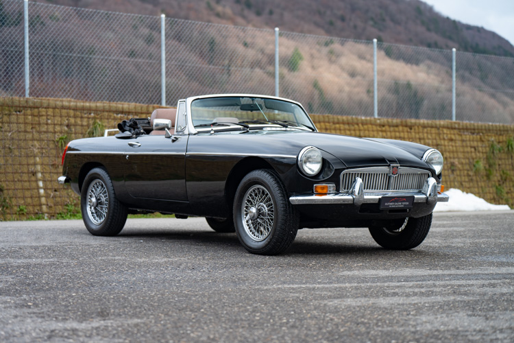 MG-B Roadster-1980