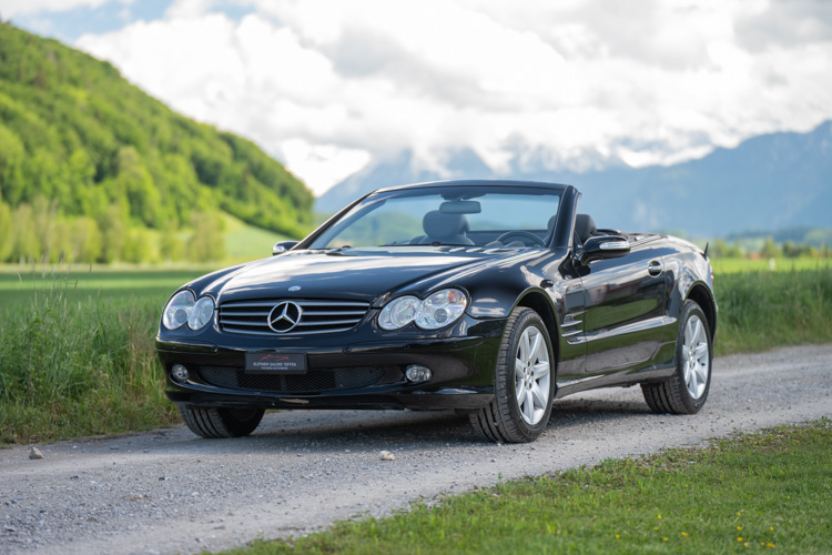 Mercedes-Benz-500 SL-2004