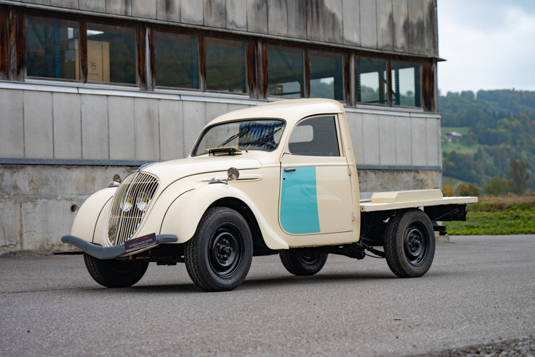 Peugeot-202 Camionette-1948