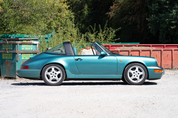 Porsche-911 (964) Carrera 4 Targa-1963