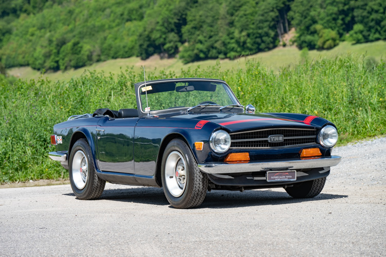 Triumph-TR6-1971