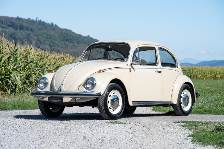 VW-Käfer 11-1300-1972